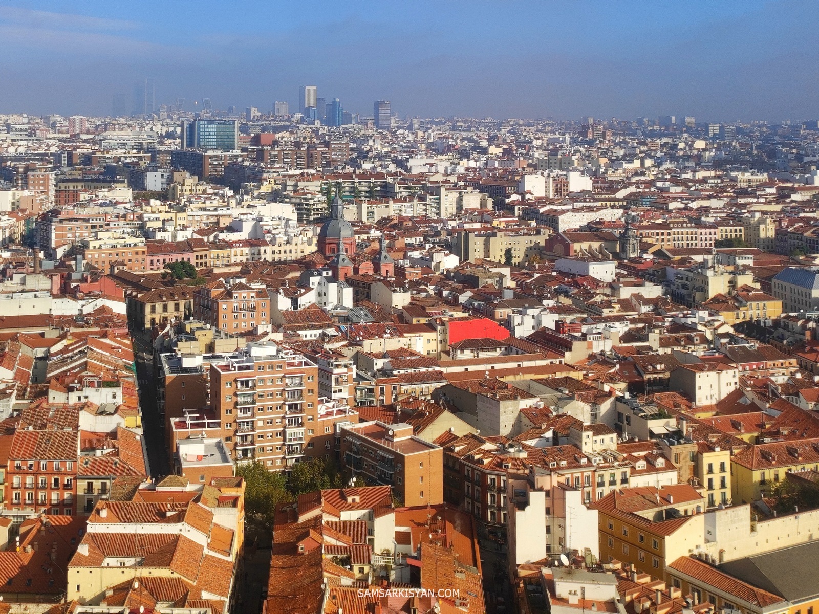 Best Rooftop Restaurants in Madrid with a View, Riu Plaza Espana