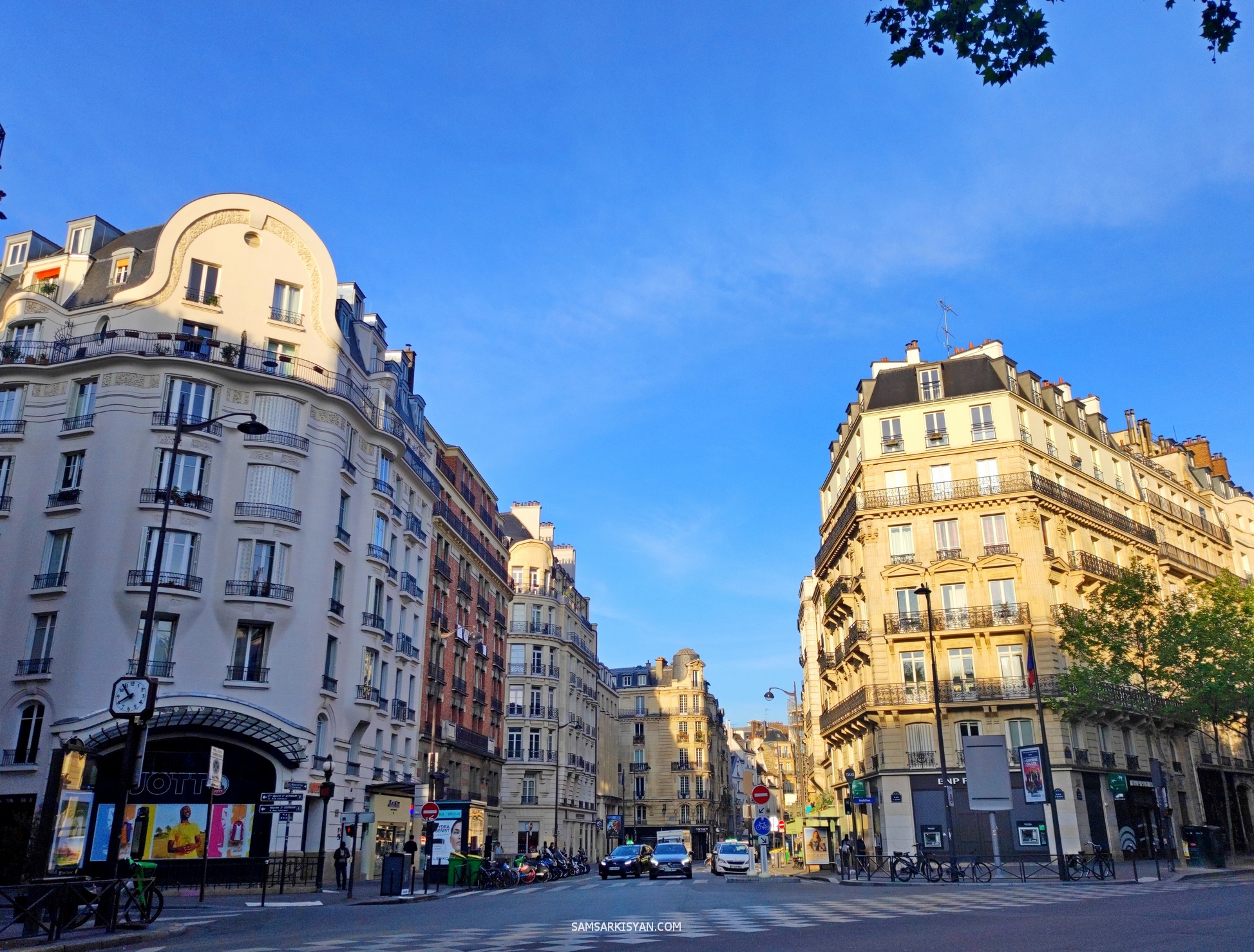 How to choose the right hotel in the center of Paris?