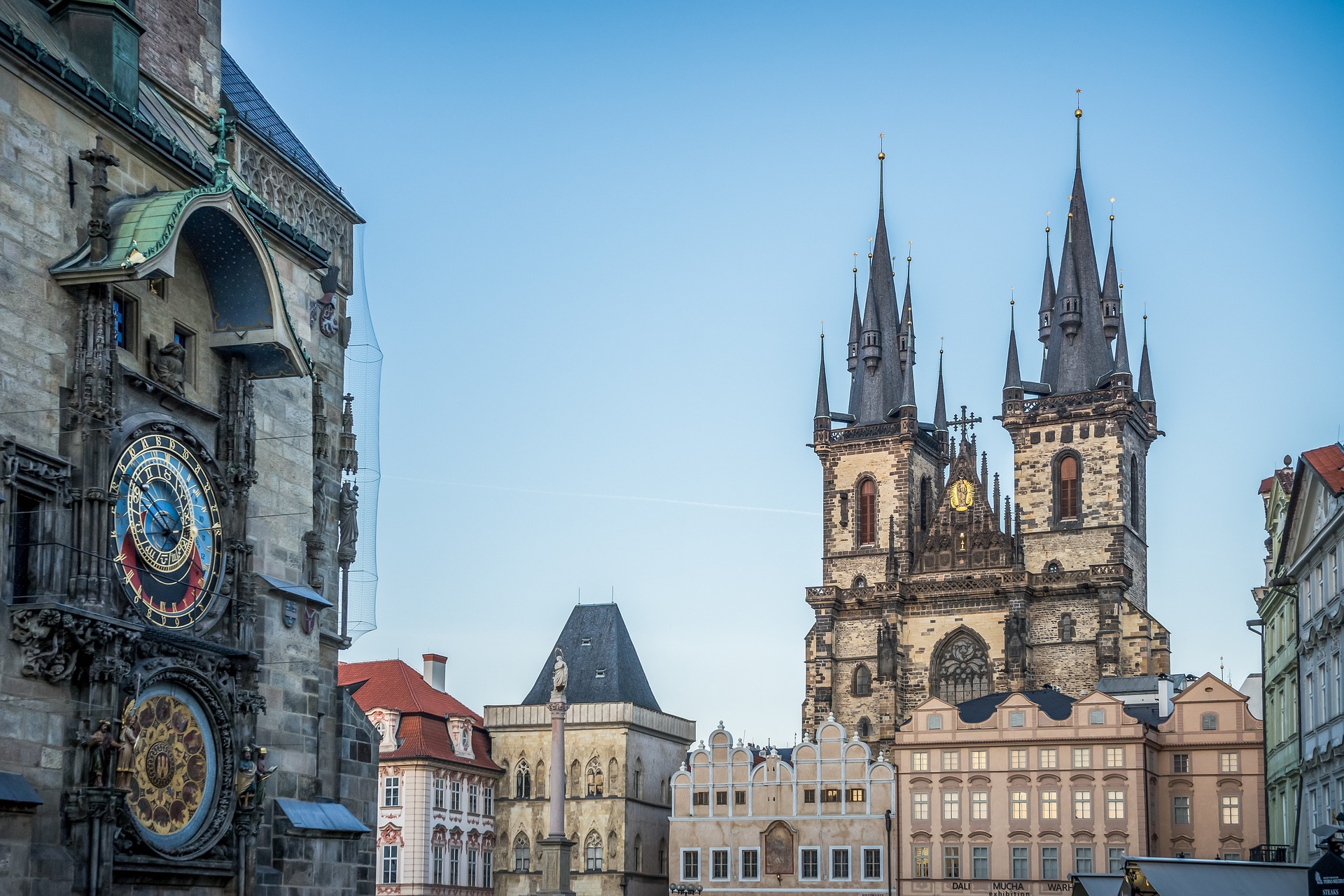 Getting to the city from Prague airport