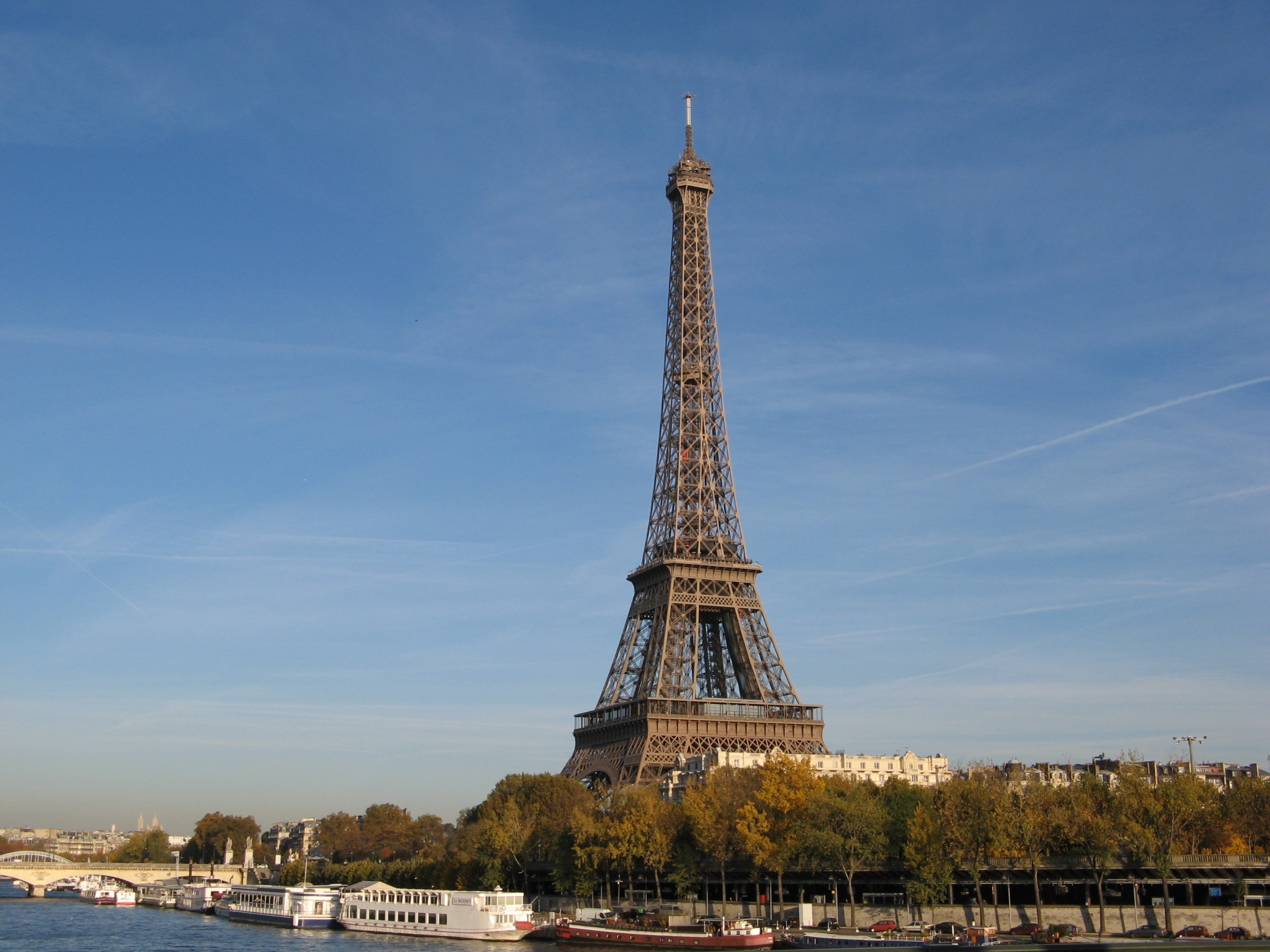 Paris Hotels with Eiffel Tower Views