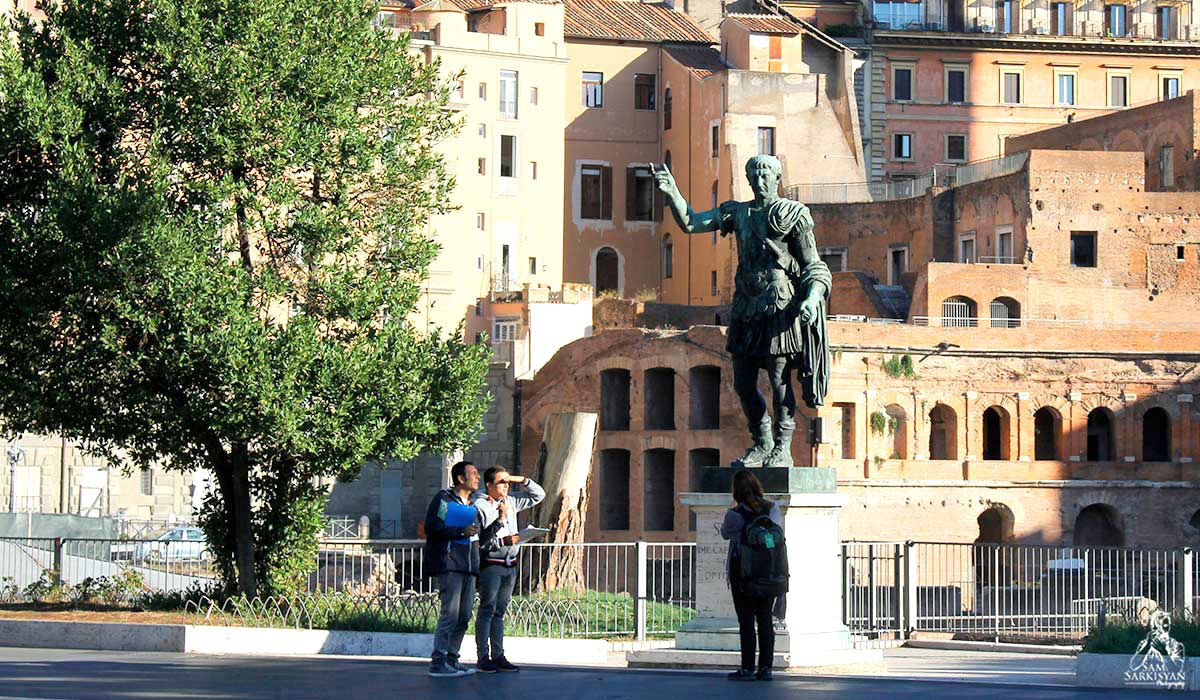 Statua di Traiano, Rome