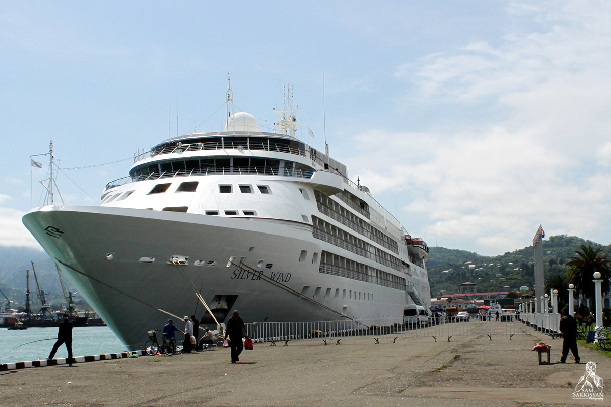 Cruise ships in Batumi